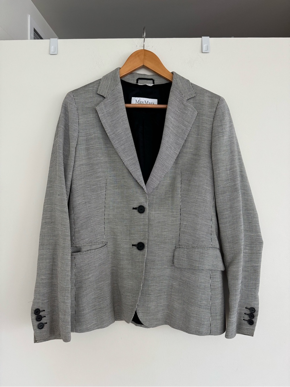 Max Mara stretch wool blazer